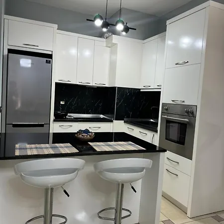 Apartment H *