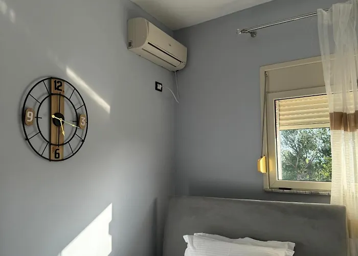 Apartament H